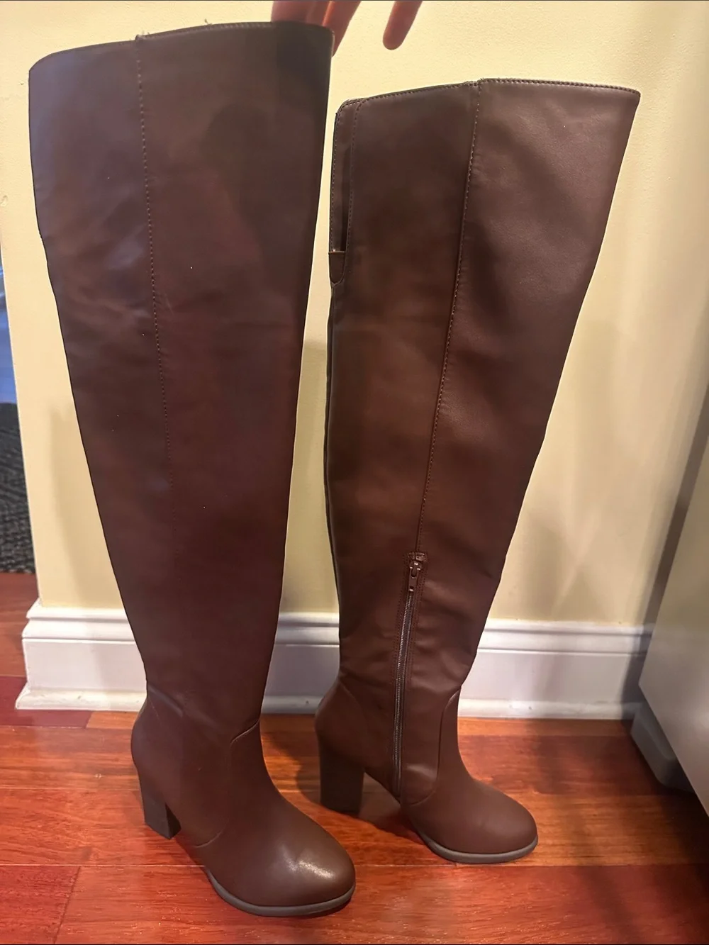 Express sleek over